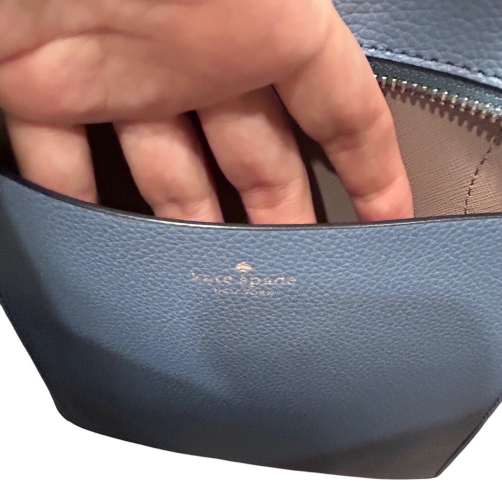 Kate Spade Eva zip top Satchel. Preowned in like new condition. - Picture 7 of 13